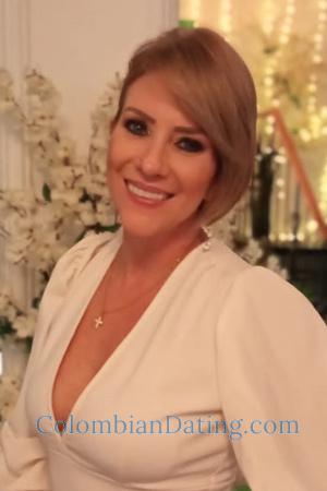 204174 - Alina Age: 52 - Colombia