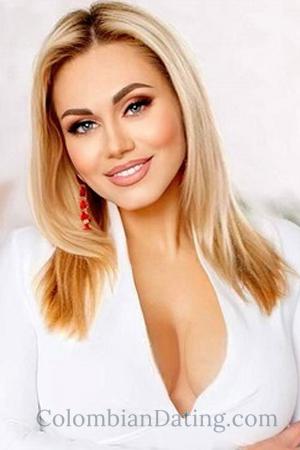 212509 - Yulia Age: 47 - Ukraine