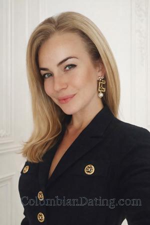 226952 - Vironika Age: 40 - Ukraine