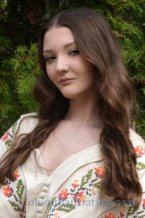 228185 - Sofia Age: 18 - Ukraine